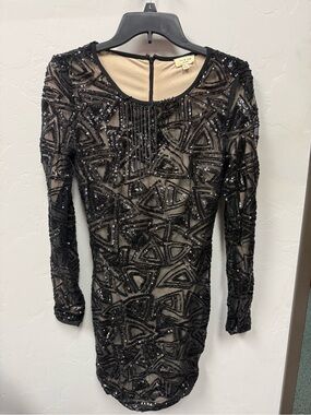 Tea n Cup Black Sequin Geometric Long-Sleeve Dress